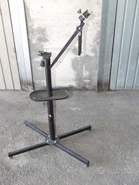 Cavalletto per riparazione bici