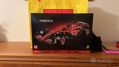 LEGO Technic Ferrari SF-24 (42207) NUOVO