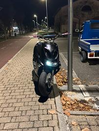 aprilia sr 50