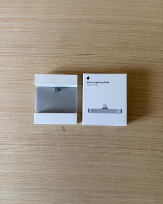 iPhone Lightning dock_A1717