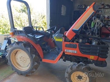 Trattore Kubota GB 160
