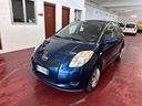 toyota-yaris-1-0-5-porte-sol-benz-neopat