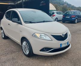 Lancia Ypsilon 1.2 69 CV 5 porte GPL Ecochic Silve