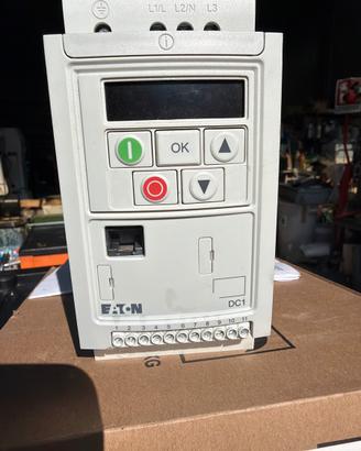 Inverter EATON POWER XL DC1- 1,5kw/2hp filtro EMC