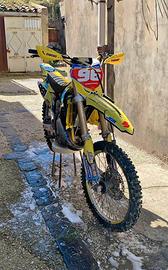 Cross suzuki rm 125
