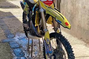 Cross suzuki rm 125