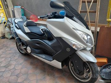 Yamaha T-Max 500 White Max Limited-Edi -trattabile
