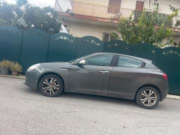 Cerchi in lega da 16