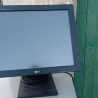 schermo PC lg flatron 