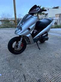 Phanthom F12