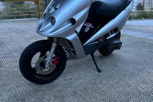 Phanthom F12