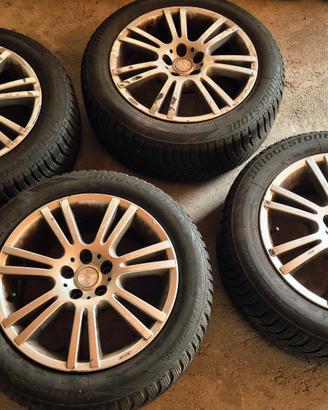 Cerchi in lega skoda 4x4 205 55 16 Bridgestone 