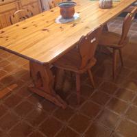 mobili stile tirolese