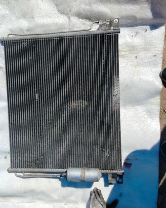 92100-eb00a radiatore condizionatore Nissan 