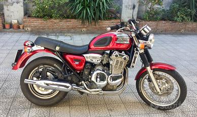 Triumph Thunderbird 900