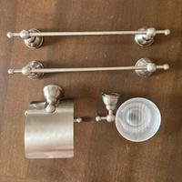 Kit accessori bagno acciaio e vetro satinati