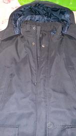 Giaccone invernale con cappuccio