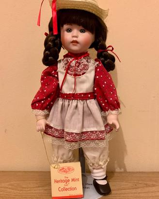 Bambola da collezione Heritage Mint
