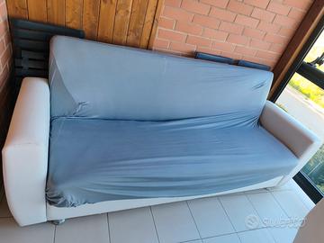 divano letto contenitore. 