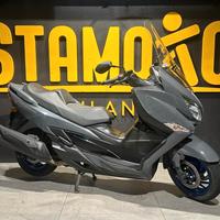 Suzuki Burgman 400 tcs