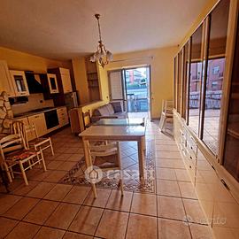 Vallerano appartamento 4 vani 100 Mq