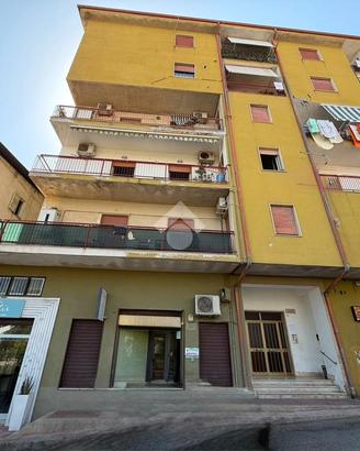MAGAZZINO A CORIGLIANO-ROSSANO