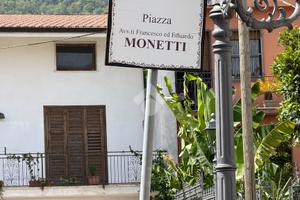CASA SEMINDIPENDENTE A CERVINARA