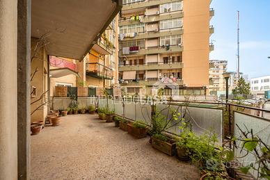 4 vani 150 mq con Terrazzo, Box e Posto Auto