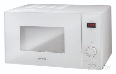 Microonde Gorenje MO6240SY2W a 50 Euro