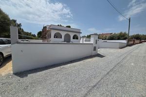 Villa con giardino