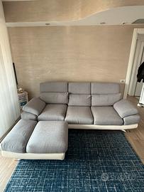 Divano 3 sedute e pouffe poltrone e sofà