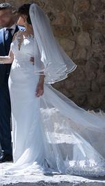 Abito da sposa taglia 44 con ricami e velo
