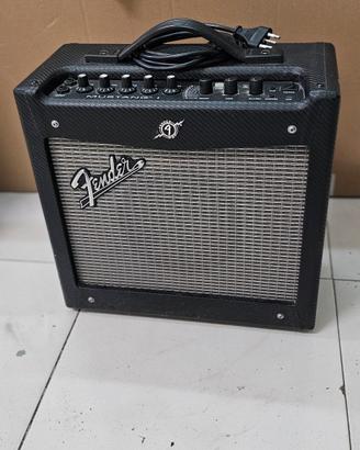 amplificatore fender mustang