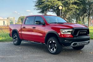 RAM REBEL 5.7 V8 - TARGA ITALIANA - PREZZO VERO!