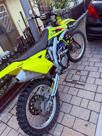 Suzuki rmz 250