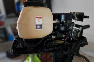 Motore marino 4hp mercury 2T gambo lungo