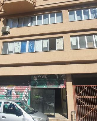 MALASPINA: LOCALE COMMERCIALE 2 LUCI MQ 125