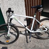 Rockrider 5.3 con freni a disco 