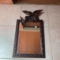 Specchio in legno liberty con griffone