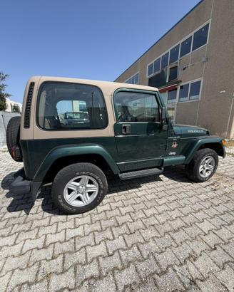 Jeep wrangler tj 4.0 sahara