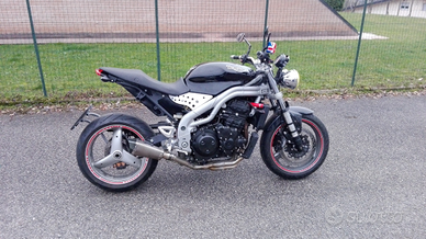 Speed triple 955i coda corta