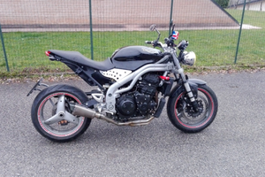 Speed triple 955i coda corta