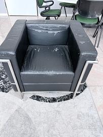 Replica Le Courbusier LC2