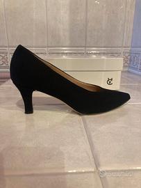 Decollete nere Cinzia Valle