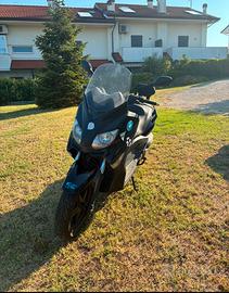 Yamaha xmax 125