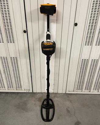 Metal detector Garrett 300i