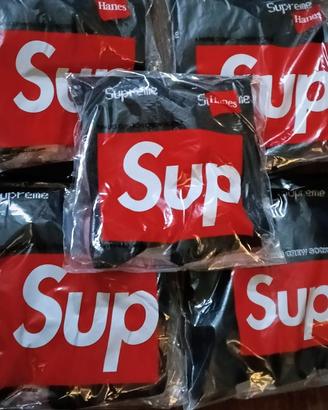 Calze Supreme x Hanes