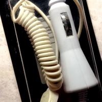 Alimentatore auto per vari modelli di iPod Apple