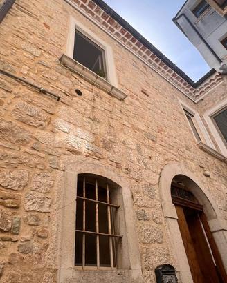 Casa completamente ristrutturata