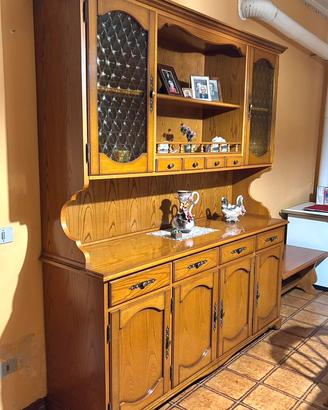 Buffet rustico in legno